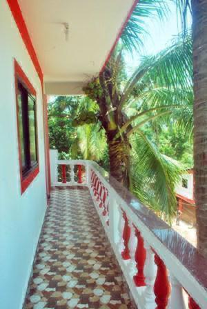 Calangute Beach Side Hotel Екстериор снимка