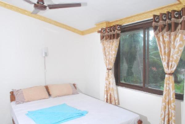 Calangute Beach Side Hotel Екстериор снимка